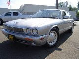 2000 Platinum Silver Jaguar XJ Vanden Plas #15111899