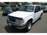 2001 Oxford White Ford Explorer XLT 4x4 #15276105