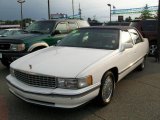 1996 White Cadillac DeVille Sedan #15337108