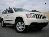 2009 Stone White Jeep Grand Cherokee Laredo 4x4 #15456321