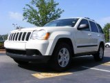 2009 Stone White Jeep Grand Cherokee Laredo #15573044