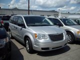 2008 Bright Silver Metallic Chrysler Town & Country LX #15713240