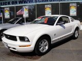 2009 Performance White Ford Mustang V6 Coupe #15714680