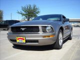 2009 Vapor Silver Metallic Ford Mustang V6 Coupe #1533719