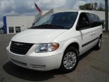 2005 Stone White Chrysler Town & Country LX #15904036