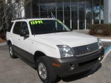 2004 Oxford White Mercury Mountaineer Convenience AWD #1607193