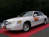 1999 Performance White Lincoln Town Car Signature #16384107