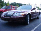 2004 Autumn Red Metallic Lincoln Town Car Signature #16450206