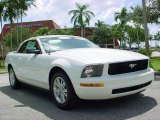 2008 Performance White Ford Mustang V6 Deluxe Convertible #16447153