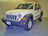 2006 Stone White Jeep Liberty Sport #16578441