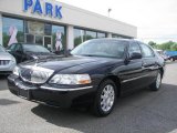 2009 Black Lincoln Town Car Signature Limited #17108105