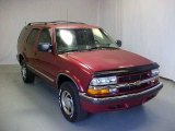 2001 Majestic Red Metallic Chevrolet Blazer LT 4x4 #17198379