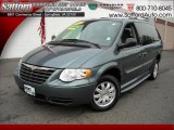 2007 Magnesium Pearl Chrysler Town & Country Touring #17200489