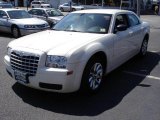 2005 Cool Vanilla Chrysler 300  #17250552