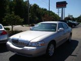 2009 Silver Birch Metallic Lincoln Town Car Signature Limited #17260120