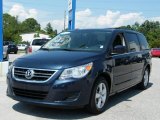 2009 Atlantis Blue Metallic Volkswagen Routan SE #17693173