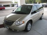 2005 Linen Gold Metallic Chrysler Town & Country Limited #18031993