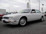 1999 Spindrift White Jaguar XJ Vanden Plas #18158529