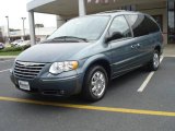 2006 Magnesium Pearl Chrysler Town & Country Limited #18228110