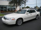 2004 Ceramic White Tri-Coat Lincoln Town Car Ultimate #18224127