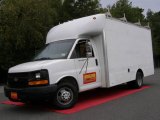 2004 Summit White Chevrolet Express 3500 Cutaway Commercial Van #18228245
