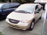 2000 Champagne Pearl Chrysler Town & Country Limited #18383458