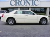 2009 Cool Vanilla White Chrysler 300 LX #18444182