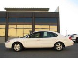2000 Vibrant White Ford Taurus SEL #18576383