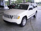 2009 Stone White Jeep Grand Cherokee Laredo 4x4 #18644571