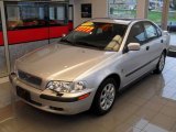 2001 Volvo S40 1.9T