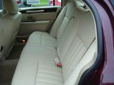 2007 Lincoln Town Car Signature Rear Seat