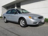 2007 Silver Frost Metallic Ford Taurus SE #19761570