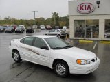 2002 Arctic White Pontiac Grand Am SE Sedan #19831126