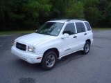 2003 Chevrolet Tracker White