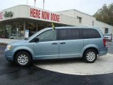 2008 Clearwater Blue Pearlcoat Chrysler Town & Country LX #19887107