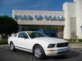 2008 Performance White Ford Mustang V6 Deluxe Coupe #2040033