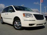 2008 Stone White Chrysler Town & Country Limited #20599429