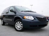 2007 Modern Blue Pearl Chrysler Town & Country Touring #20651795