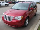 2008 Inferno Red Crystal Pearlcoat Chrysler Town & Country Touring #20914058