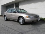 2000 Light Sandrift Metallic Buick Century Custom #21002127