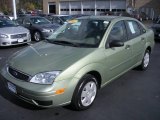 2007 Kiwi Green Metallic Ford Focus ZX4 SE Sedan #21128537