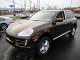 2010 Macadamia Metallic Porsche Cayenne Tiptronic #21367838