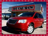 2008 Inferno Red Crystal Pearlcoat Chrysler Town & Country LX #21627270