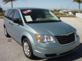 2008 Clearwater Blue Pearlcoat Chrysler Town & Country LX #2163062