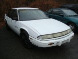 1992 Bright White Pontiac Grand Prix LE Sedan #21934312