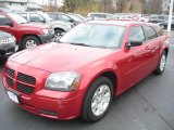 2005 Inferno Red Crystal Pearl Dodge Magnum SE #22206784