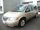 2005 Linen Gold Metallic Chrysler Town & Country Limited #22317242