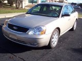 2007 Dune Pearl Metallic Ford Five Hundred Limited #22687461