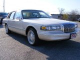 1996 Ivory Pearl Tri-Coat Lincoln Town Car Signature #22756045