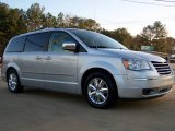 2008 Bright Silver Metallic Chrysler Town & Country Limited #22992962